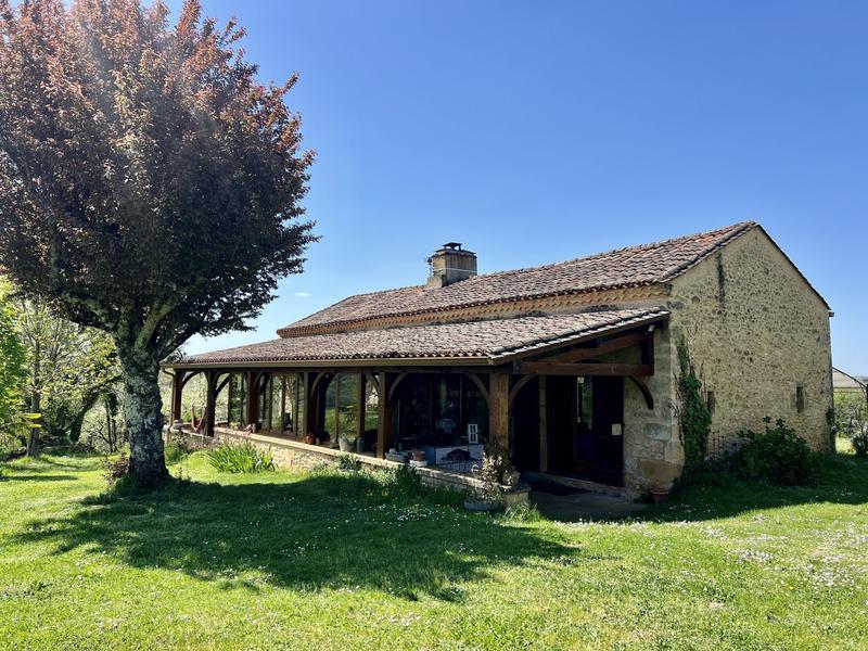 Appartement - 163 m² - 5 pièces