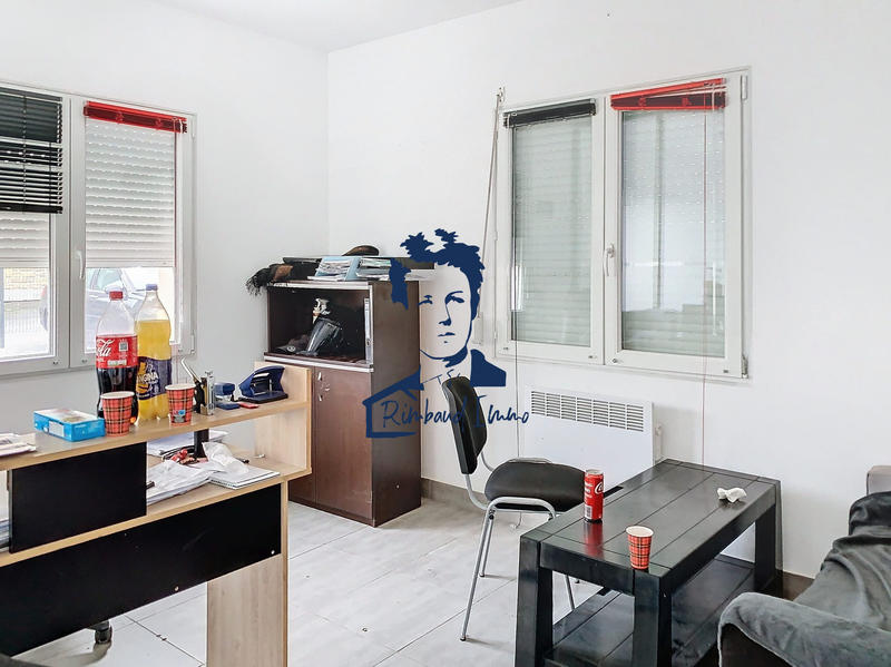 Local d'activités - 350 m²