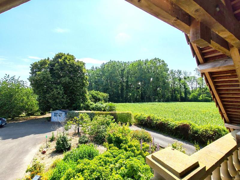 Maison - 264 m² - 8 pièces