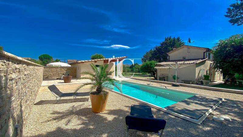 Maison - 87 m² - 5 pièces