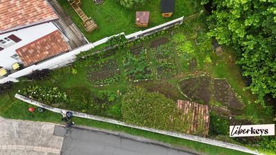 Maison - 257 m² - 7 pièces