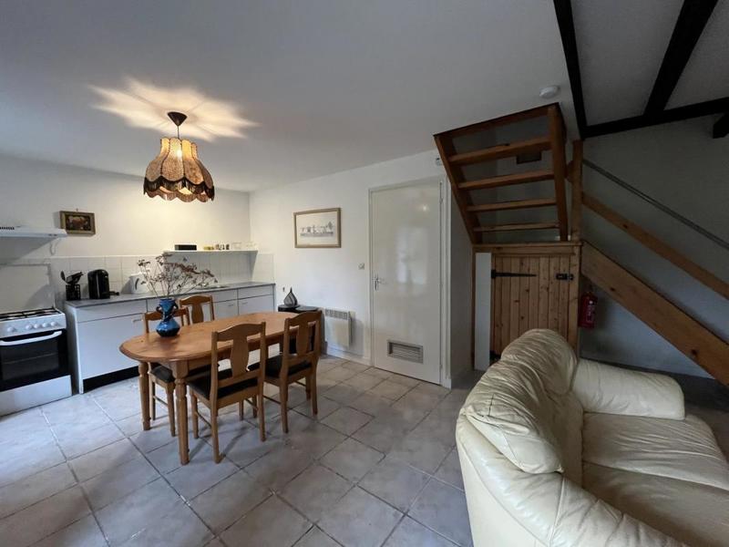 Propriété - 689 m²