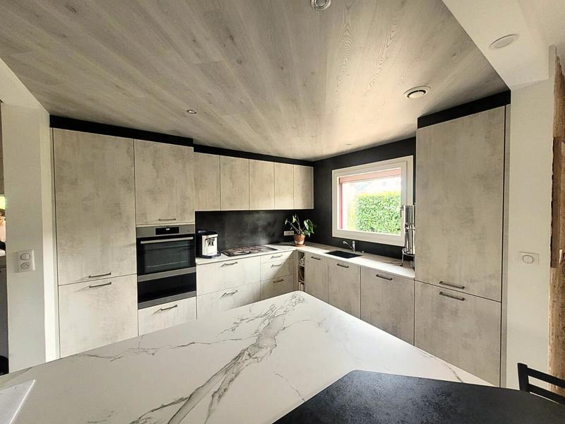 Maison - 123 m² - 4 pièces