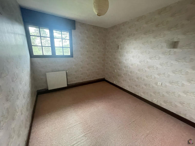 Maison - 178 m² - 8 pièces