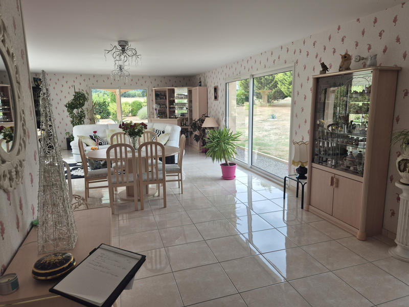 Maison - 149 m² - 6 pièces