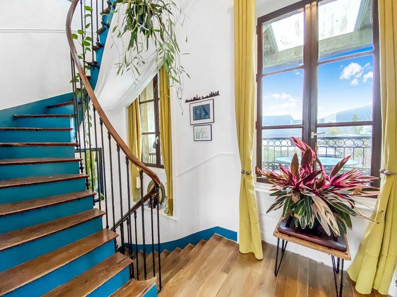 Maison bourgeoise - 214 m² - 12 pièces