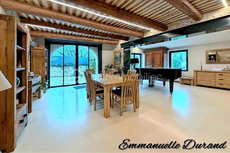 Maison de village - 190 m² - 5 pièces