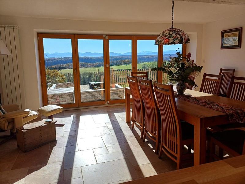 Maison ancienne - 270 m² - 13 pièces