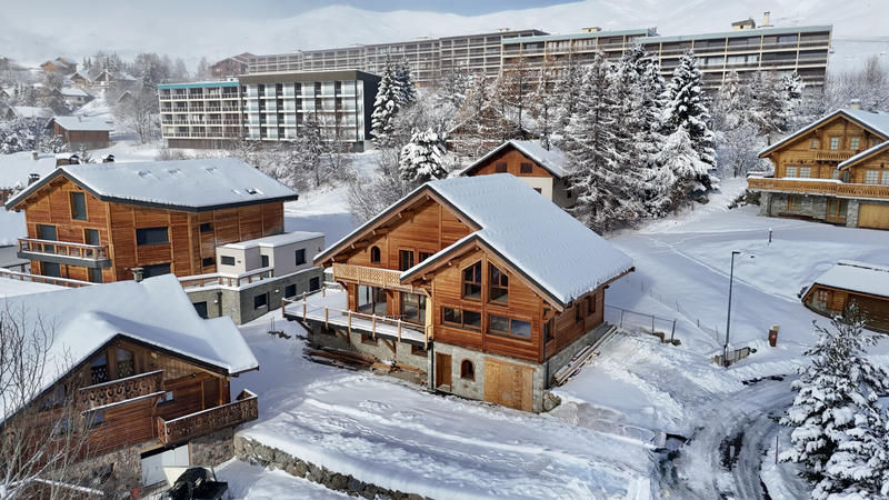 Châlet - 306 m² - 9 pièces