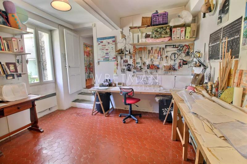 Appartement - 95 m² - 6 pièces