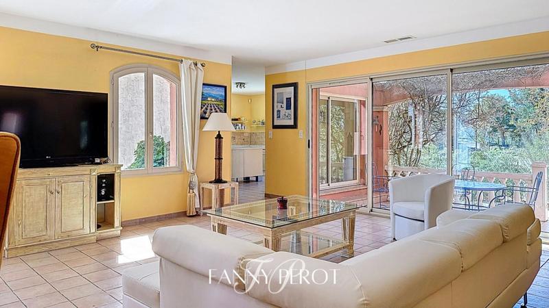 Maison - 145 m² - 5 pièces