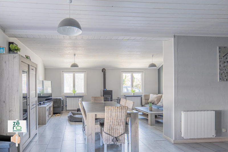 Maison - 422 m² - 24 pièces