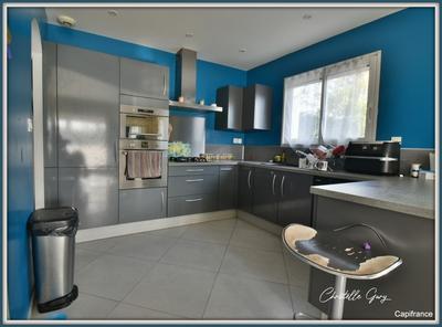 Maison - 112 m² - 5 pièces