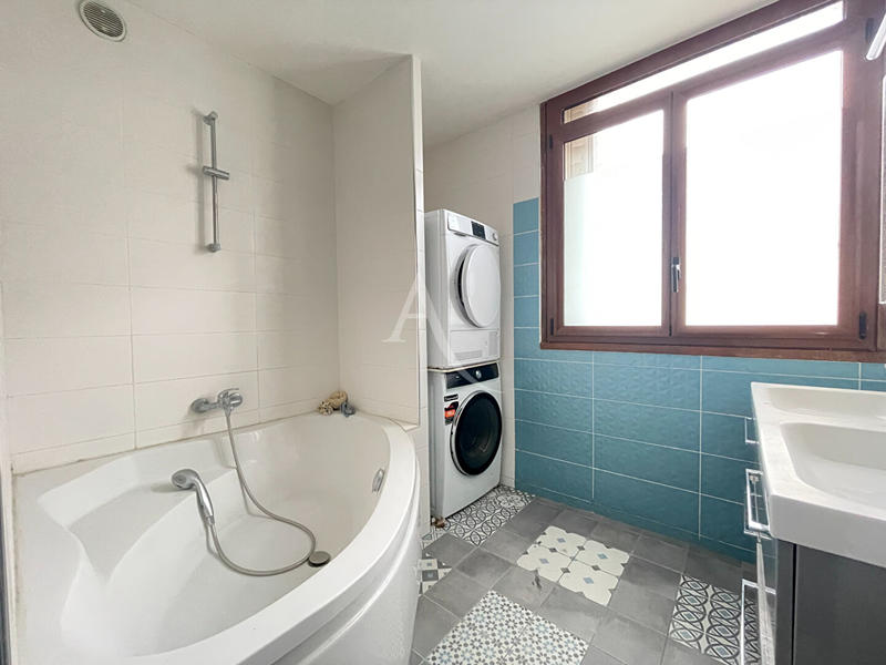 Appartement - 73 m² - 5 pièces