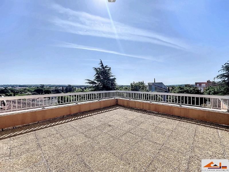 Appartement - 121 m² - 5 pièces