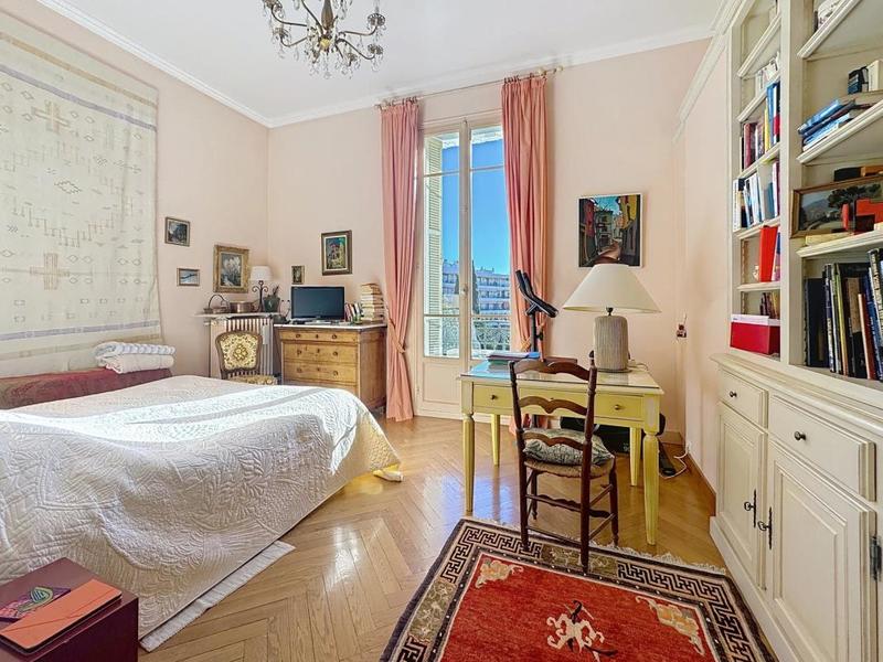 Appartement - 96 m² - 3 pièces