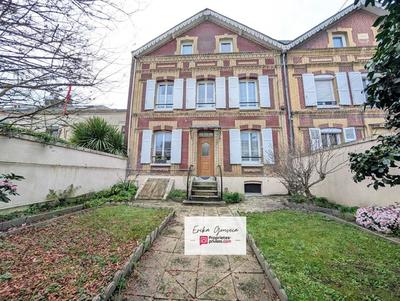 Maison - 89 m² - 5 pièces