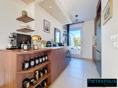 Appartement - 101 m² - 4 pièces