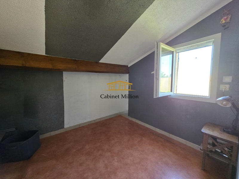 Maison - 96 m² - 4 pièces