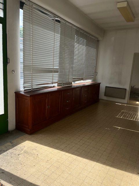 Maison - 500 m² - 10 pièces