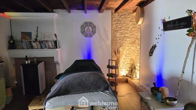 Maison - 244 m² - 8 pièces