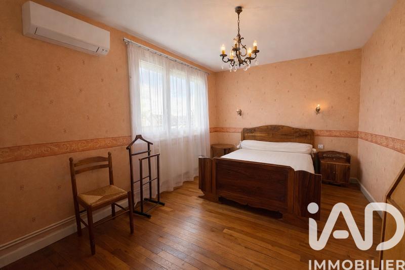 Maison - 89 m² - 5 pièces