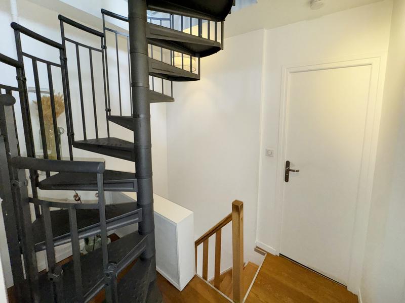 Maison - 121 m² - 5 pièces