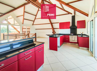 Appartement - 150 m² - 5 pièces