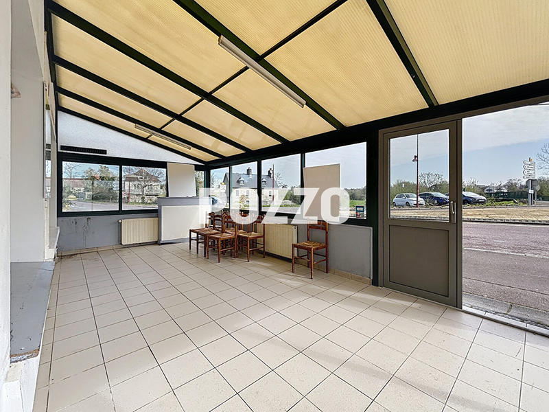 Maison - 227 m² - 12 pièces