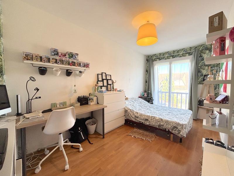 Maison - 148 m² - 8 pièces