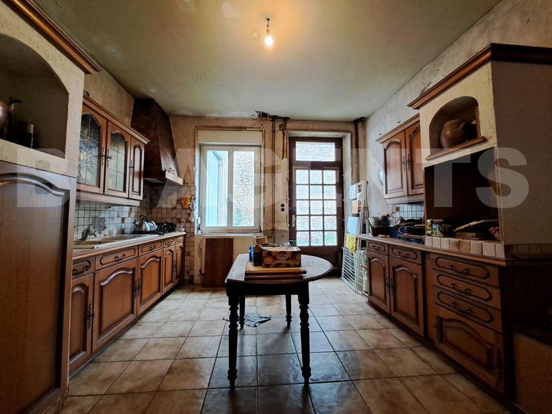 Maison - 122 m² - 6 pièces