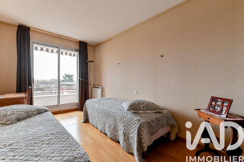 Appartement - 94 m² - 4 pièces
