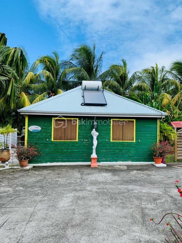 Propriété - 303 m² - 13 pièces