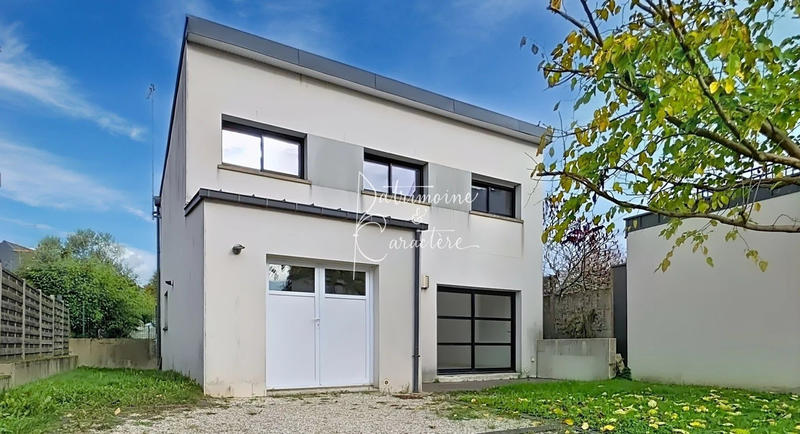 Maison - 82 m² - 4 pièces