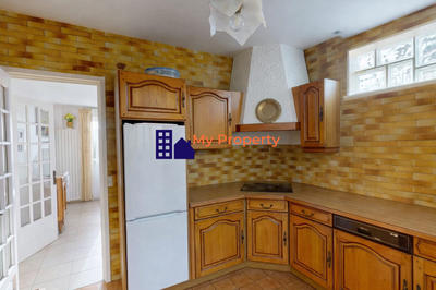 Maison traditionnelle - 88 m² - 5 pièces