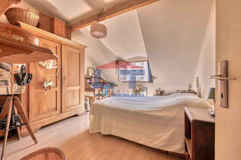 Appartement - 81 m² - 3 pièces