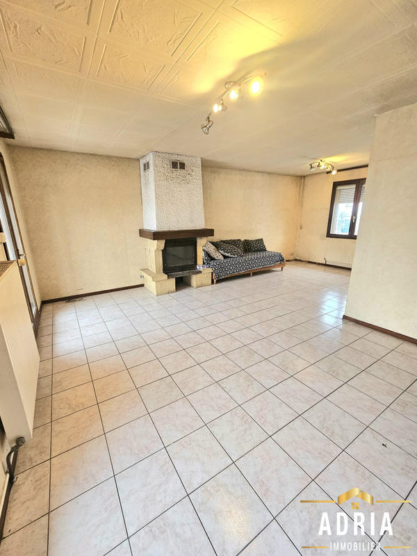 Maison - 140 m² - 7 pièces