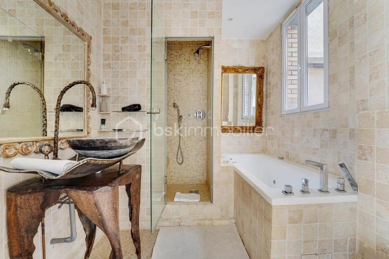 Appartement - 83 m² - 3 pièces