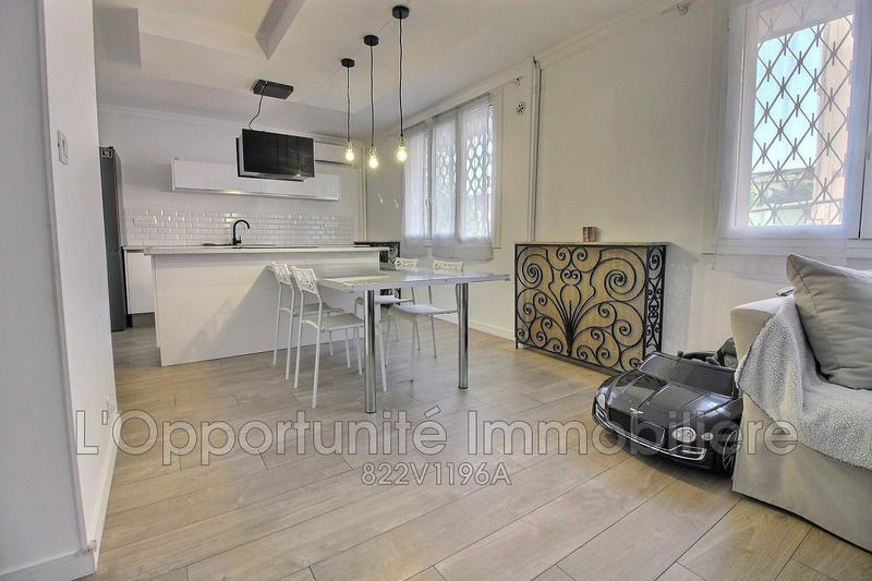Appartement - 72 m² - 4 pièces