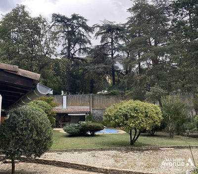 Maison - 127 m² - 7 pièces