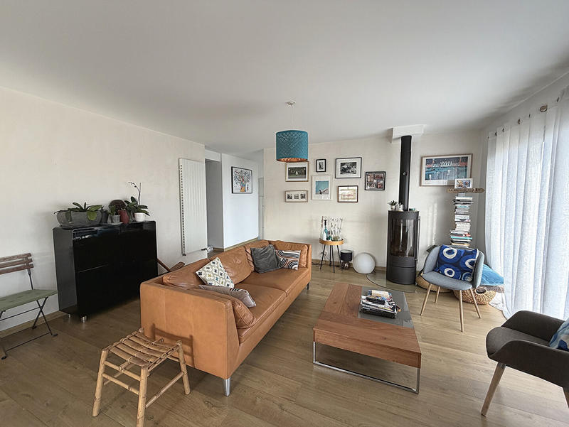 Maison - 176 m² - 7 pièces