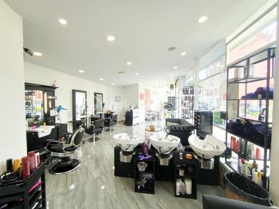 Beauté / Bien-être - 70 m²