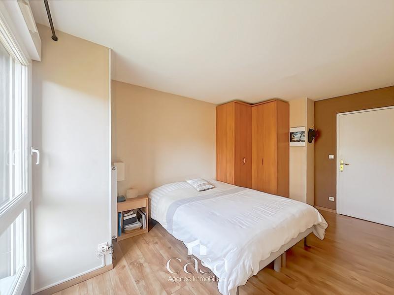 Maison - 96 m² - 5 pièces