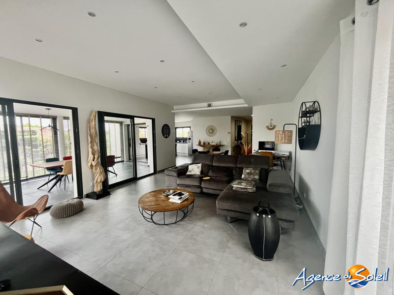 Maison - 160 m² - 5 pièces