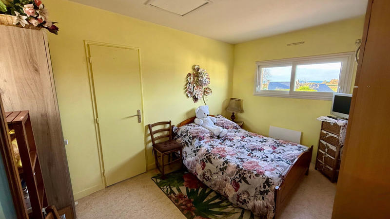 Local commercial - 114 m² - 7 pièces