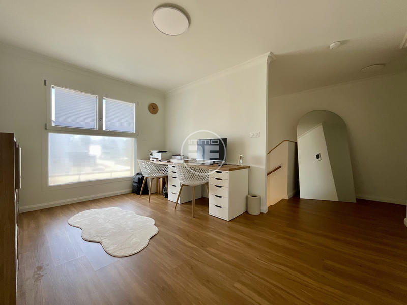 Maison - 187 m² - 5 pièces