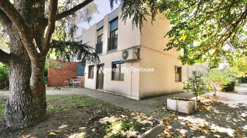 Local d'activités - 64 m²