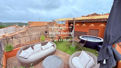 Maison - 238 m² - 9 pièces