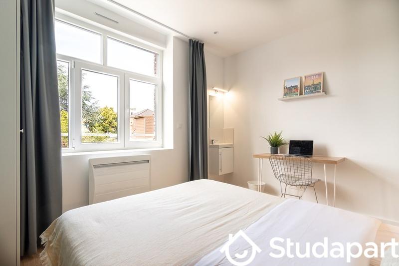 Chambre - 11 m² - 1 pièce