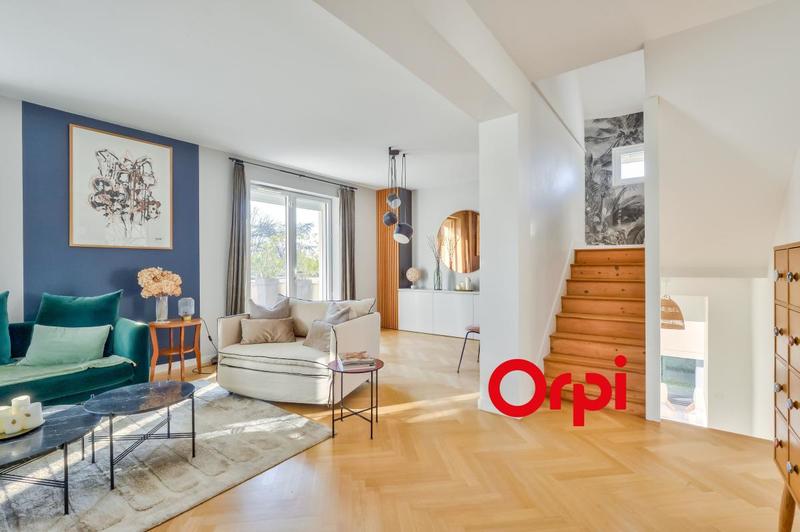 Maison - 190 m² - 8 pièces